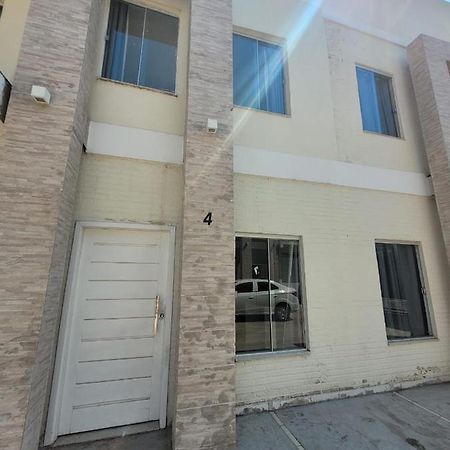 Sobrado 4 Amplo E Confortavel Em Condominio Corumbá Extérieur photo
