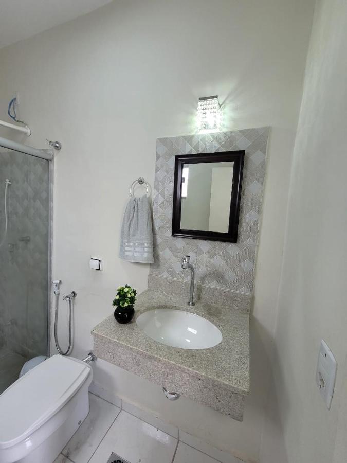 Sobrado 4 Amplo E Confortavel Em Condominio Corumbá Extérieur photo